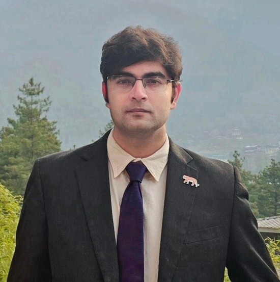 Mr. Mohnish Kapoor