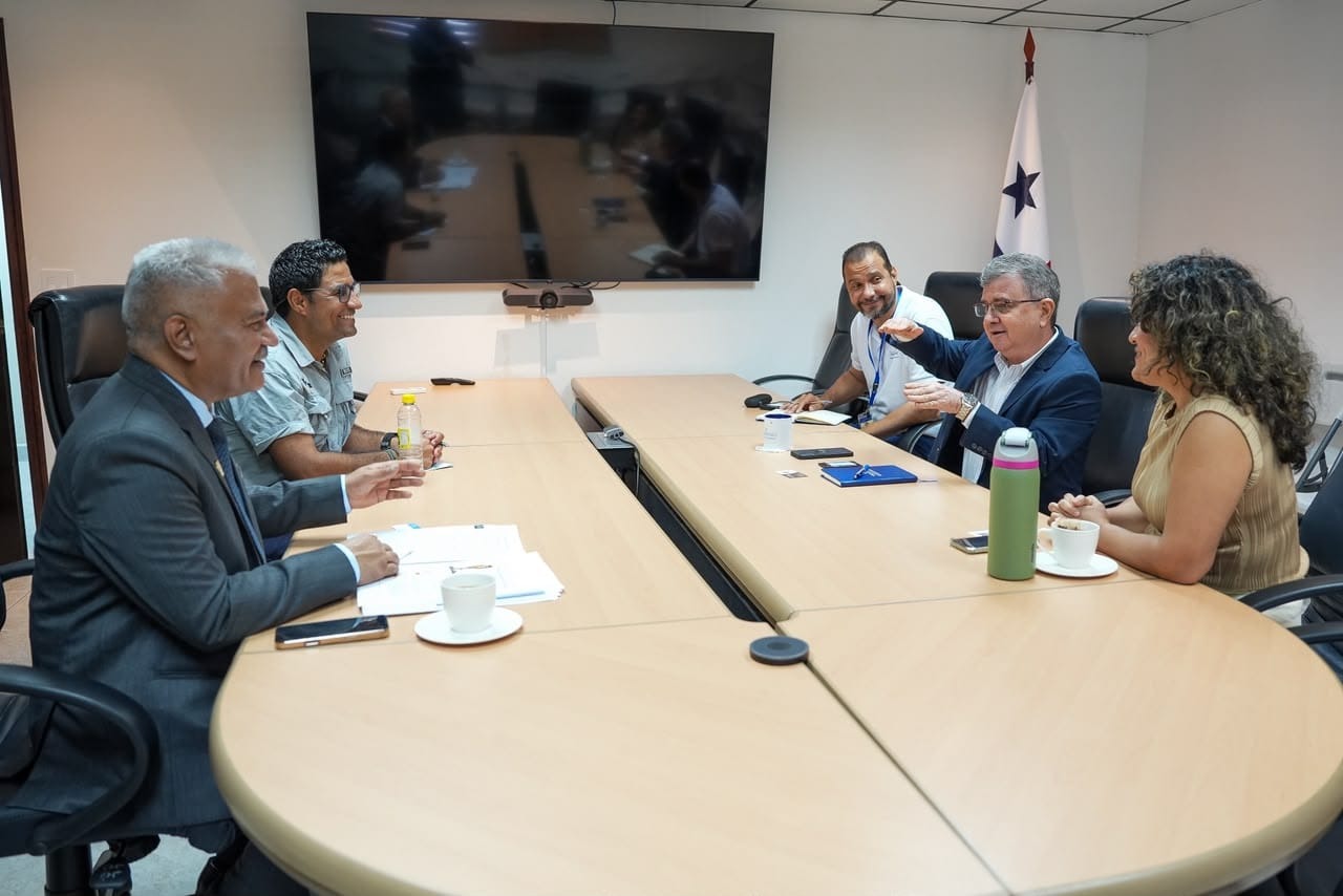Meeting with the Ministry of Environment, Panama